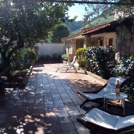 Villa Il Giardino Di Hyccara Carini Exterior foto