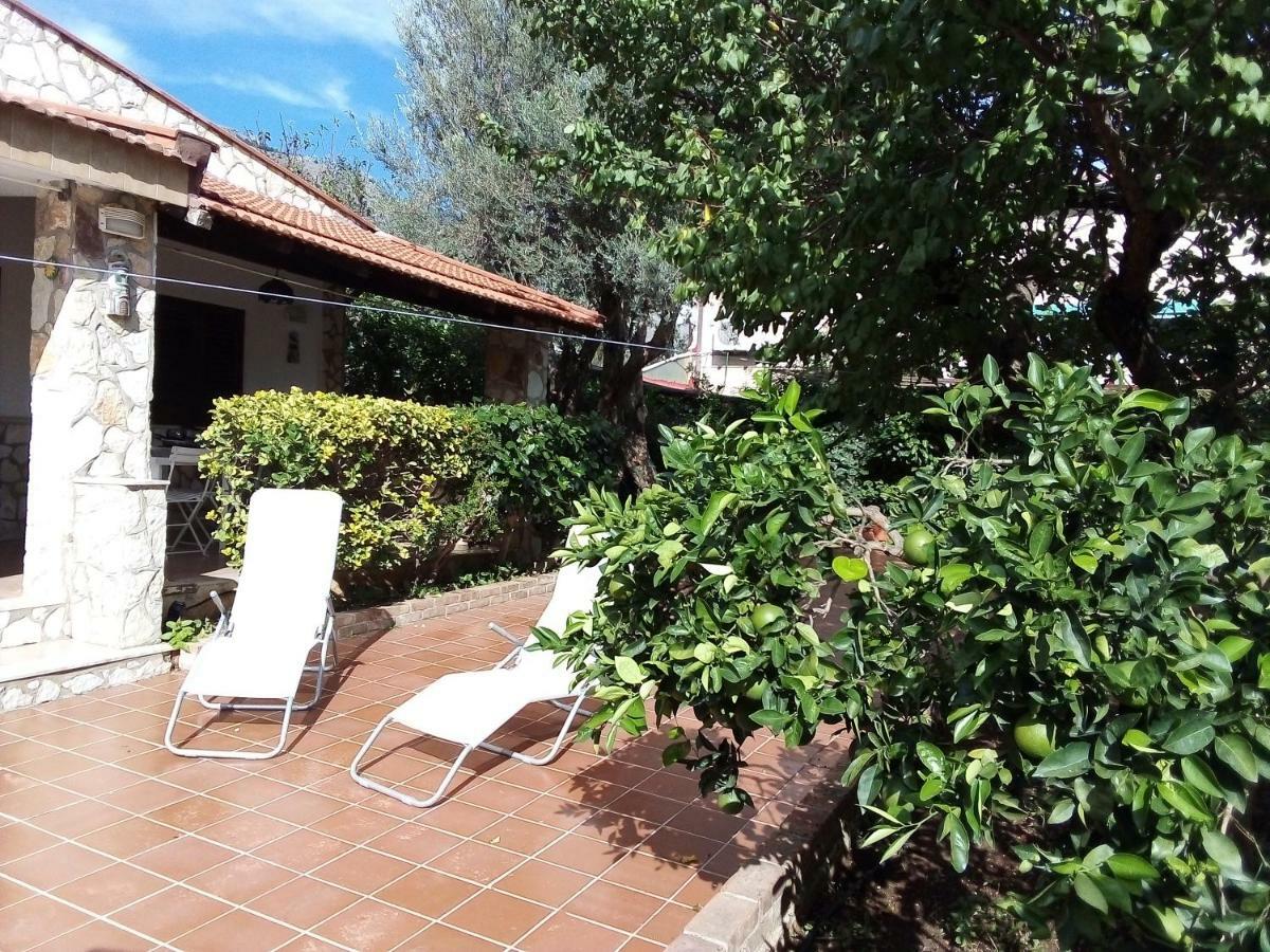 Villa Il Giardino Di Hyccara Carini Exterior foto